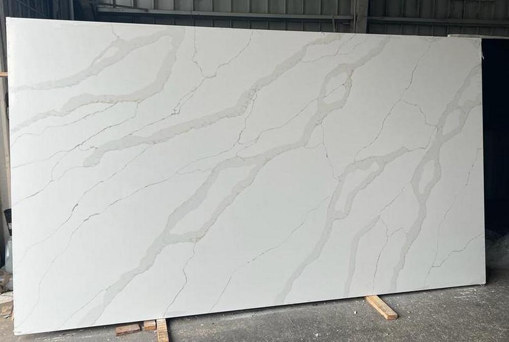 CALACATTA STORM GOLD